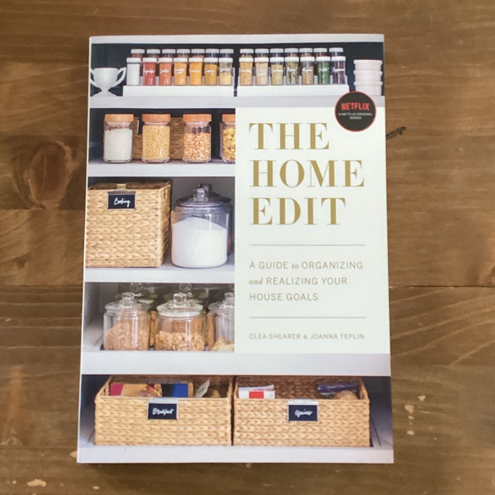 The Home Edit Book - Organizing Guide